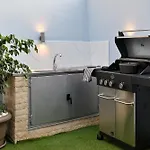 Avli With Private Jacuzzi