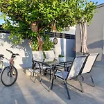 Avli With Private Jacuzzi Ferienhaus