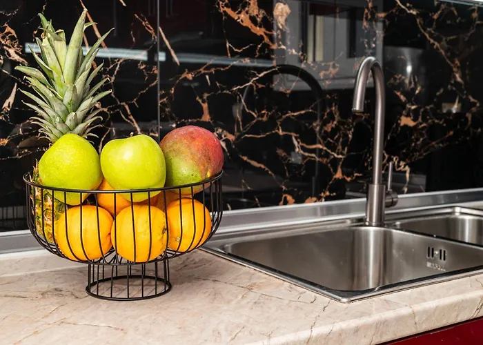 Casa de Férias Avli With Private Jacuzzi Paradeísion