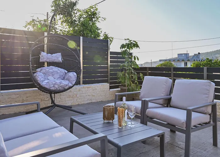 بيت للعطل Avli With Private Jacuzzi