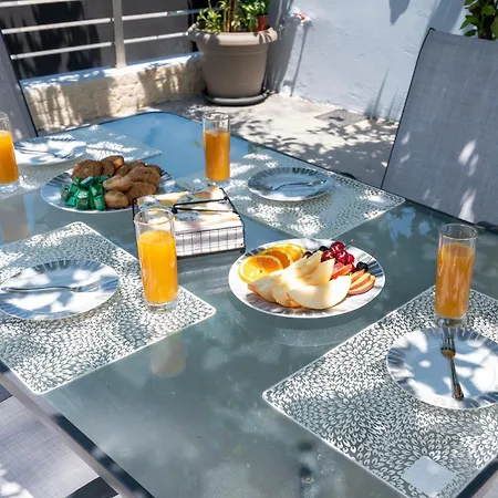 Σπίτι διακοπών Avli With Private Jacuzzi *